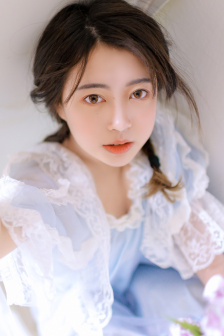 免费观看美女裸身视频